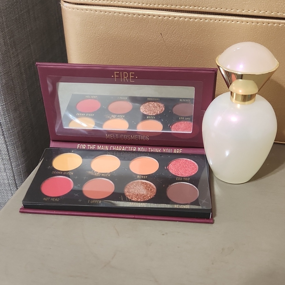 Bad Side Zodiac Eyeshadow Palette - Picture 2 of 6